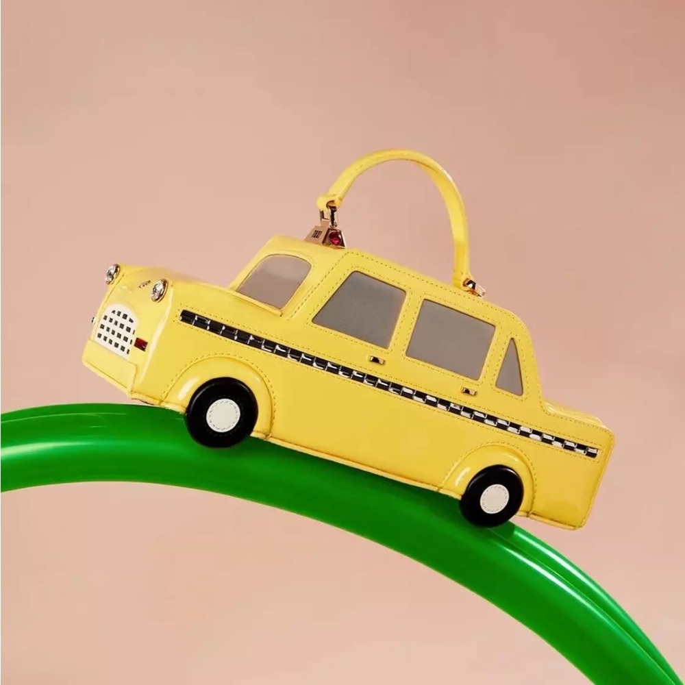 NWT Kate Spade Novelty Big Apple 3D Taxi Bag Novelty original pkg